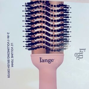 Lange Le Volume 2-in-1 Titanium Brush Dryer. Create salon worthy blowouts @ home